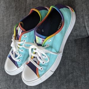 Converse Chuck Taylor PRIDE low tops rainbow 🌈